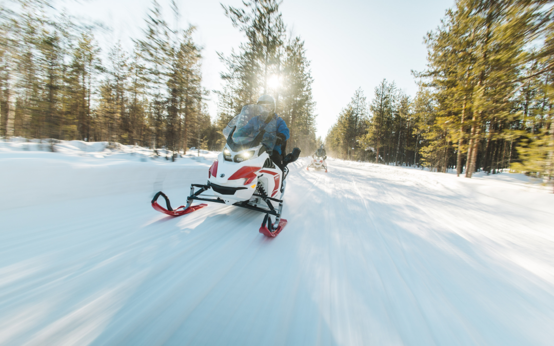 LUOSTO SPECIAL WITH ELECTRIC SNOWMOBILE, Luosto