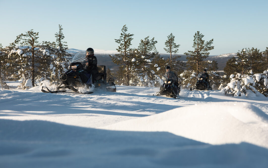 Electric Snowmobile Tour to the Amethyst Mine Lapland