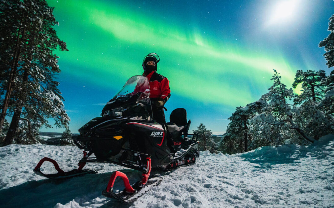 NORTHERN LIGHTS SAFARI BY ELECTRIC SNOWMOBILES, Luosto